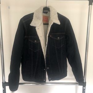 Levi’s Sherpa Trucker Jacket (Medium)